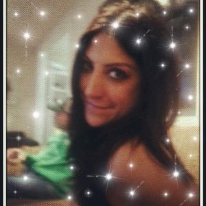 Meet your Posher, Ourania